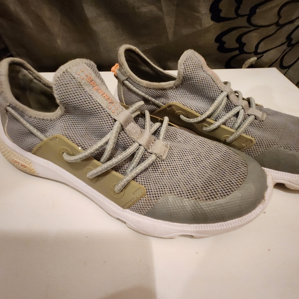 Sperry shoes. Sz 7M